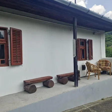 Feriehus Two Hearts Kishutan